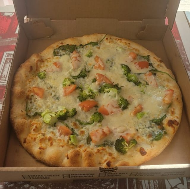 Capri Pizza.